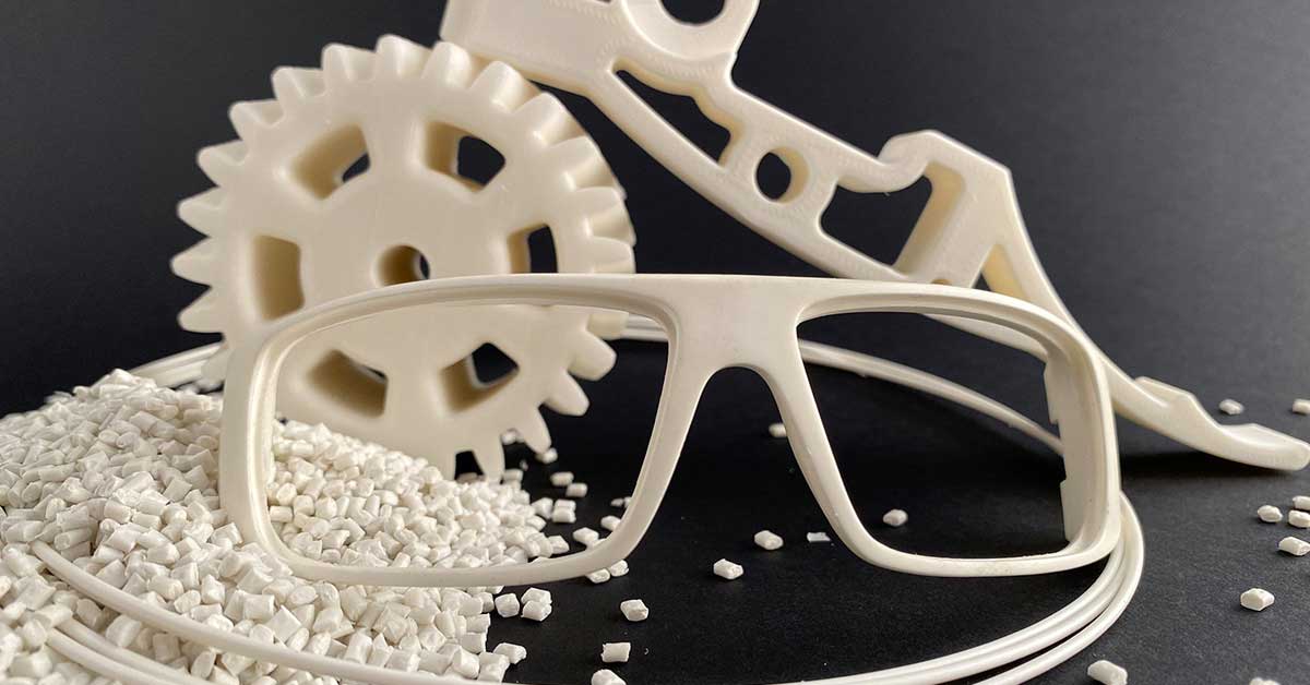 Materiali LATI sviluppati per superare i limiti del PLA tradizionale, offrendo maggiore resistenza meccanica, stabilità termica e durabilità nella stampa 3D