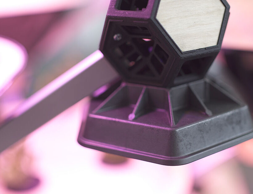 Living Farming Tree di Hexagro realizzato con materiali termicamente conduttivi LATI per l’agricoltura urbana sostenibile e il design modulare